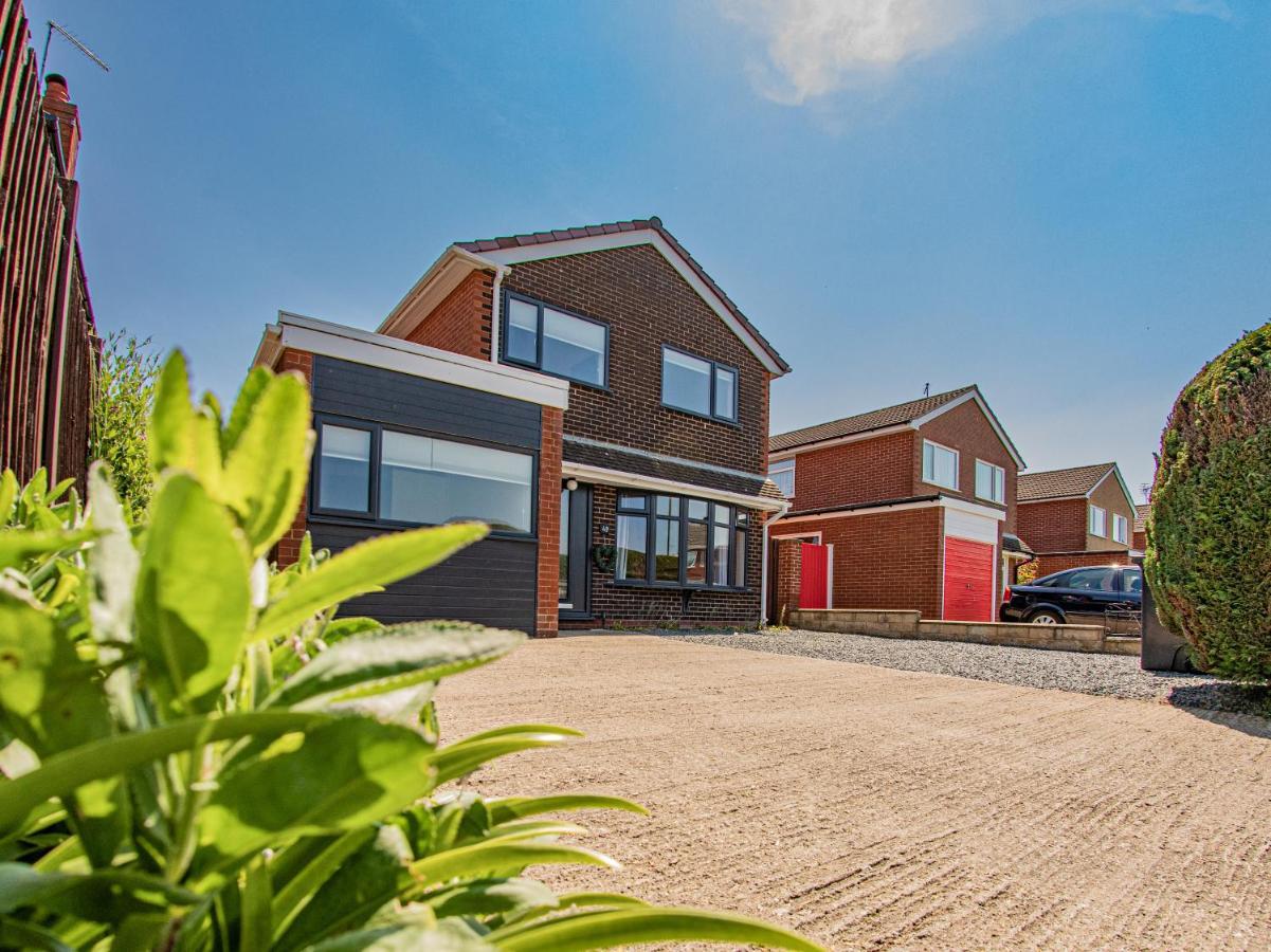 Styche View, Beautiful 4 Bedroom Home Available Маркет Дрейтън Екстериор снимка