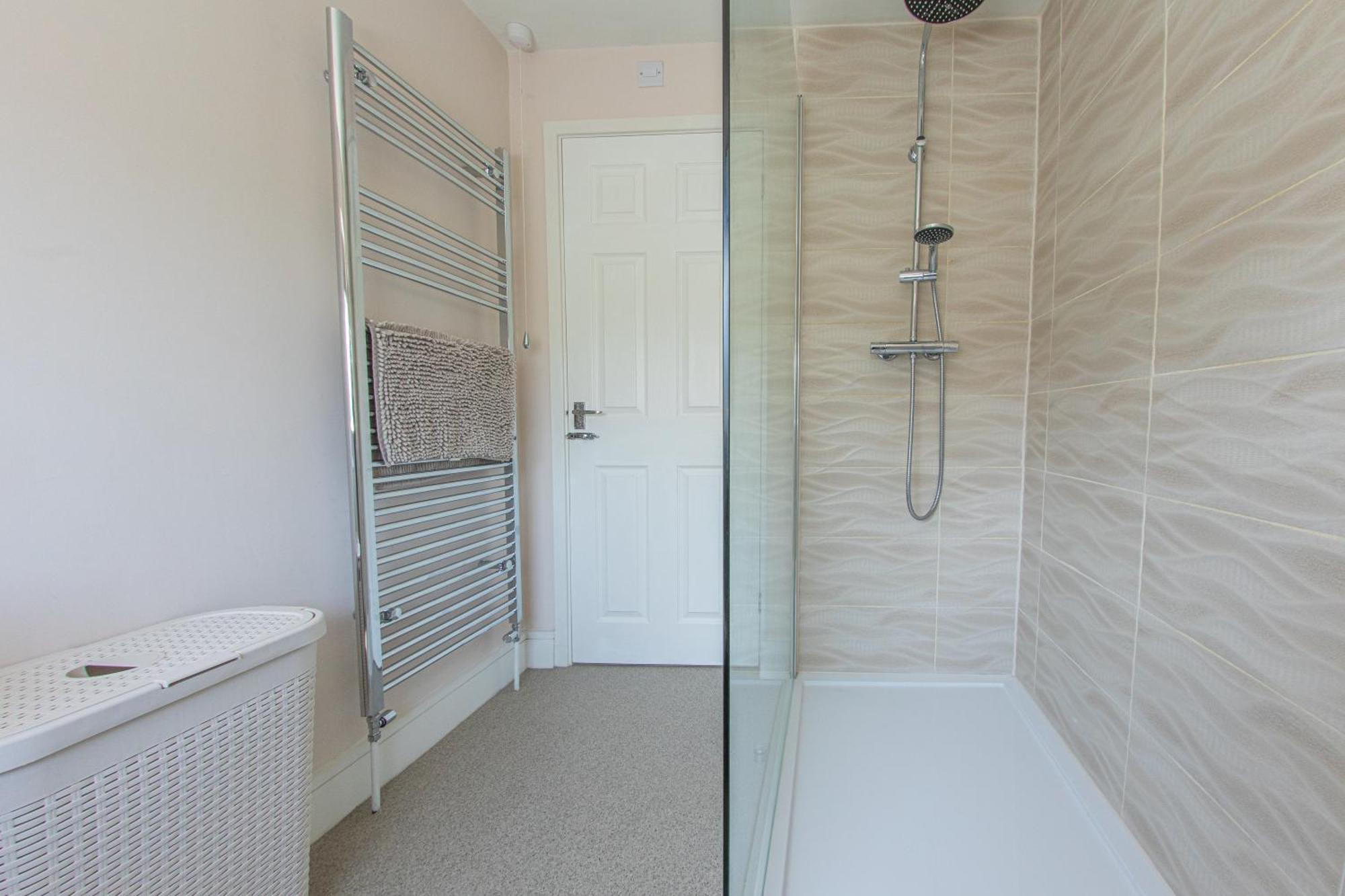 Styche View, Beautiful 4 Bedroom Home Available Маркет Дрейтън Екстериор снимка